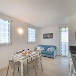 Torre Bianca Апартаменты *