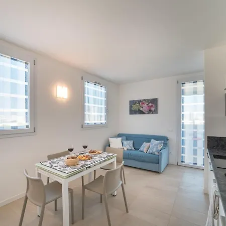 Torre Bianca Apartment *