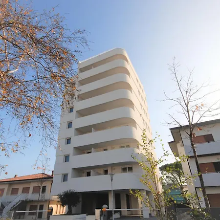 Apartment Torre Bianca *