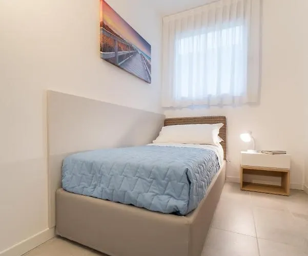 Torre Bianca Apartment *