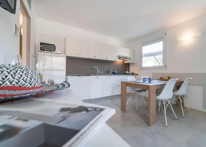 Apartment Torre Bianca *